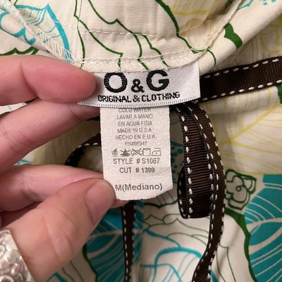 O & G Clothing Flowered Skirt - Picture 2 of 2